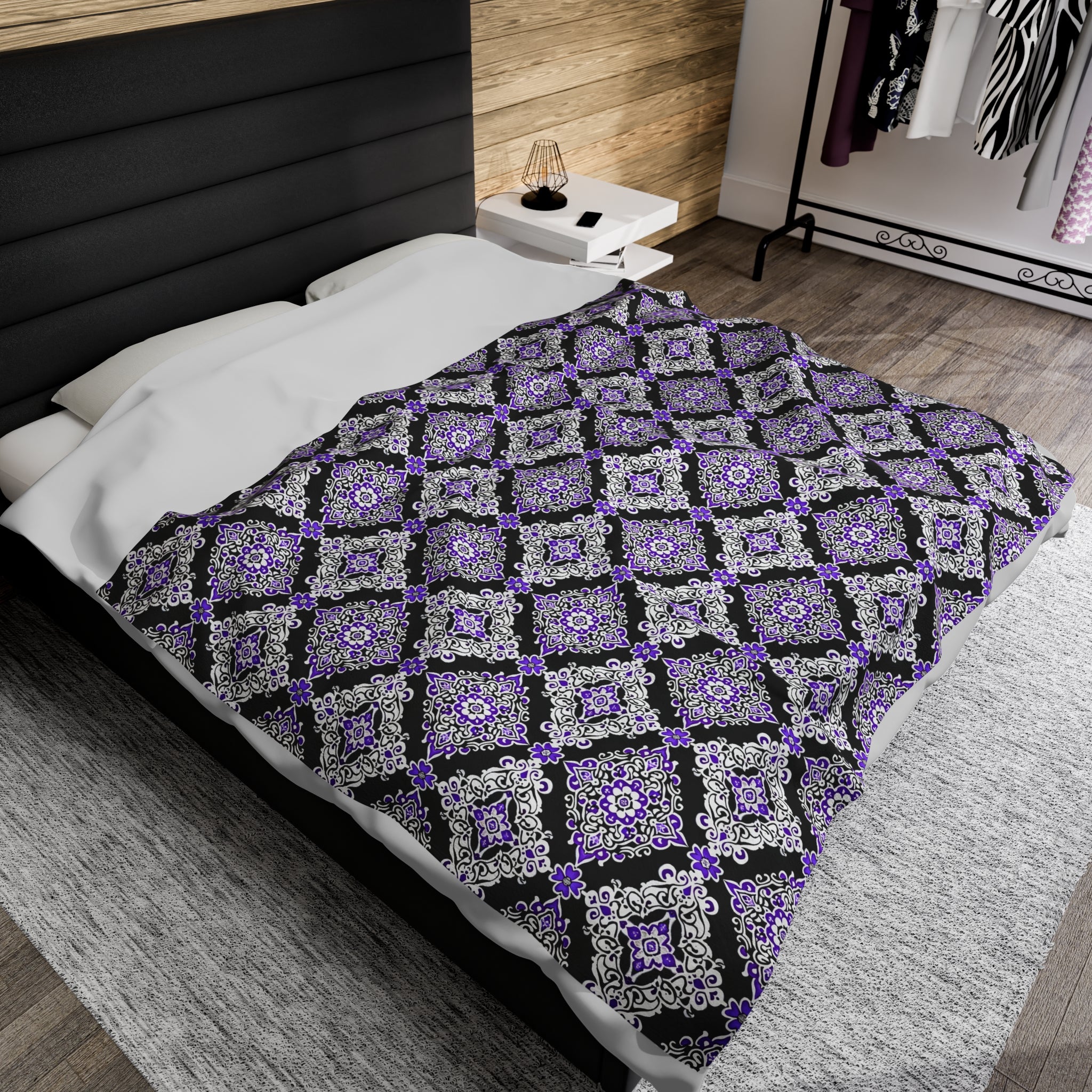 Purple & White Damask Throw Blanket: Midnight Majesty