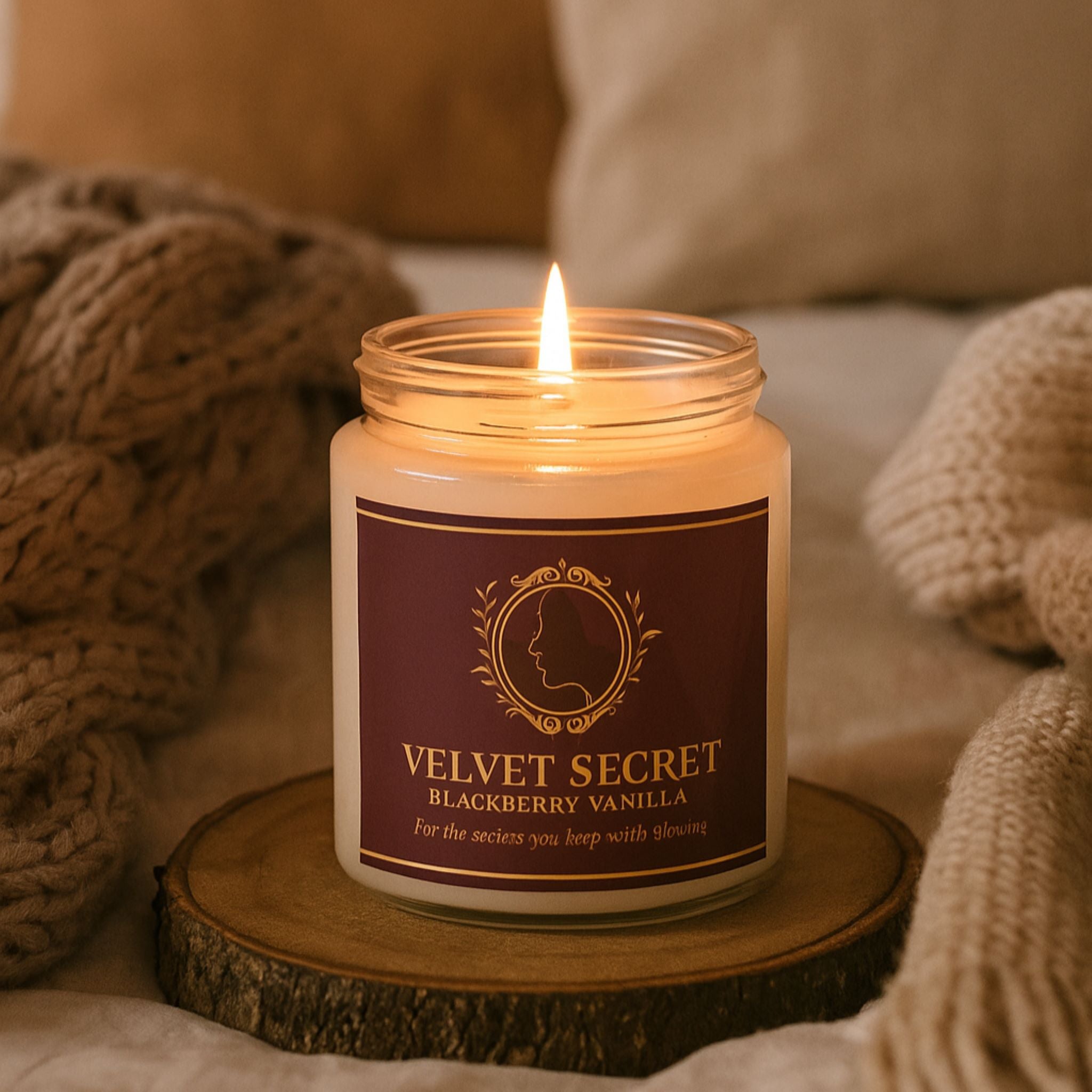 Blackberry Vanilla Candle: Rich Fruity Scent | Velvet Secret
